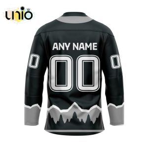 Custom Everett Silvertips Home Hockey Jersey